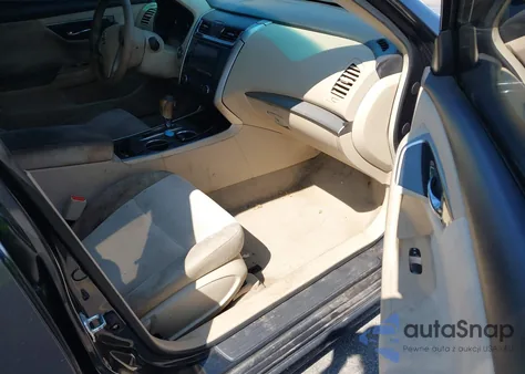 2013 Nissan Altima 2.5 S z USA, uszkodzony, nr VIN 1N4AL3AP4DC222799